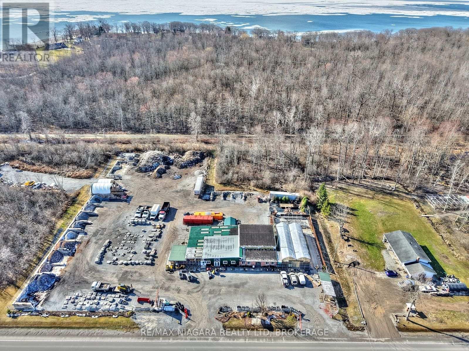 1625 Dominion Road, Fort Erie, Ontario  L2A 5M4 - Photo 1 - X12059504
