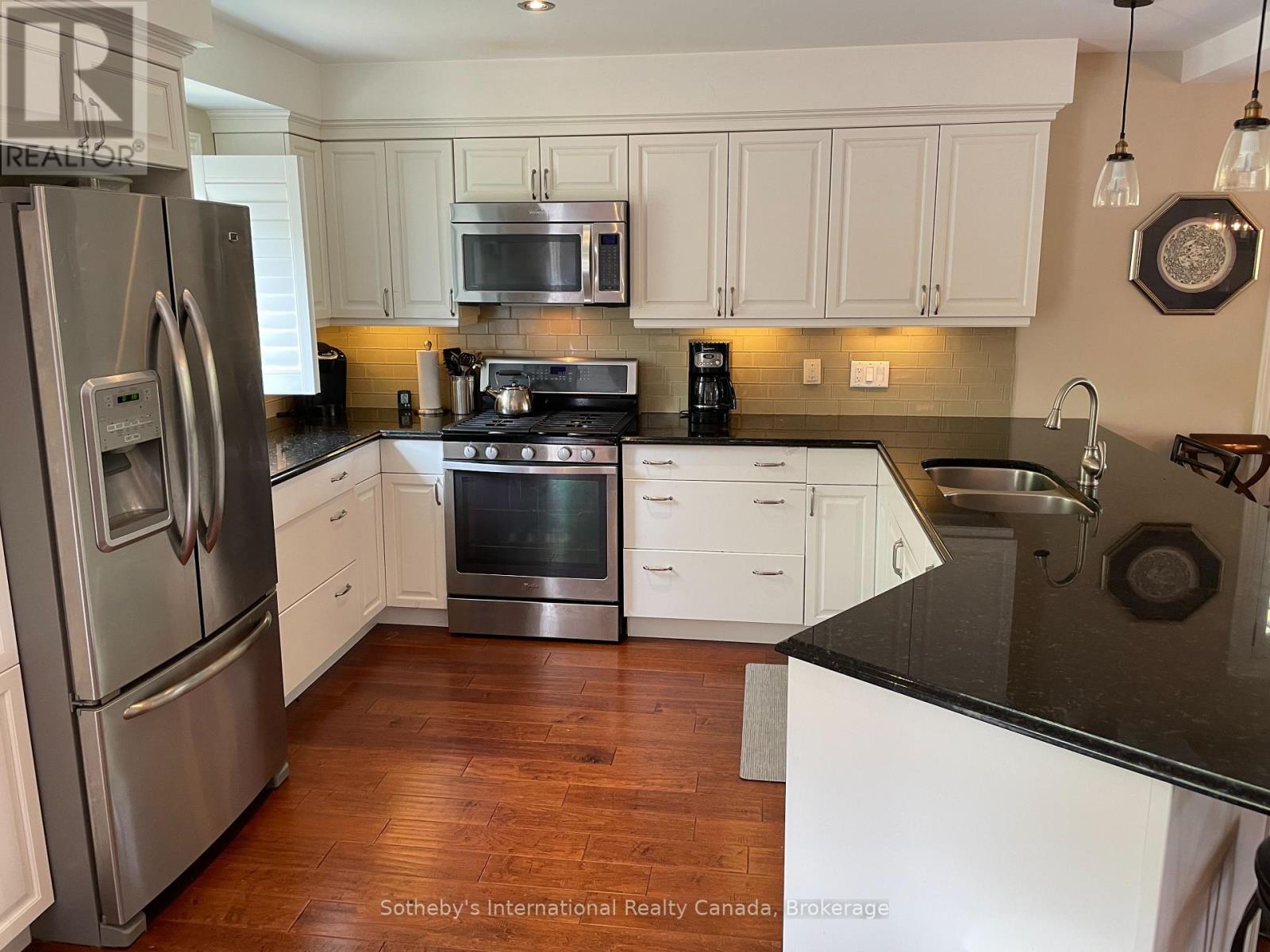 4 Green Briar Drive, Collingwood, Ontario  L9Y 5H9 - Photo 10 - S12059505