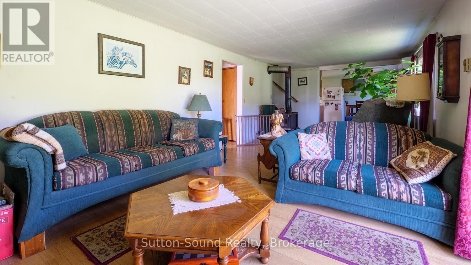 43 Bartley Drive, Northern Bruce Peninsula, Ontario  N0H 1Z0 - Photo 12 - X12059500