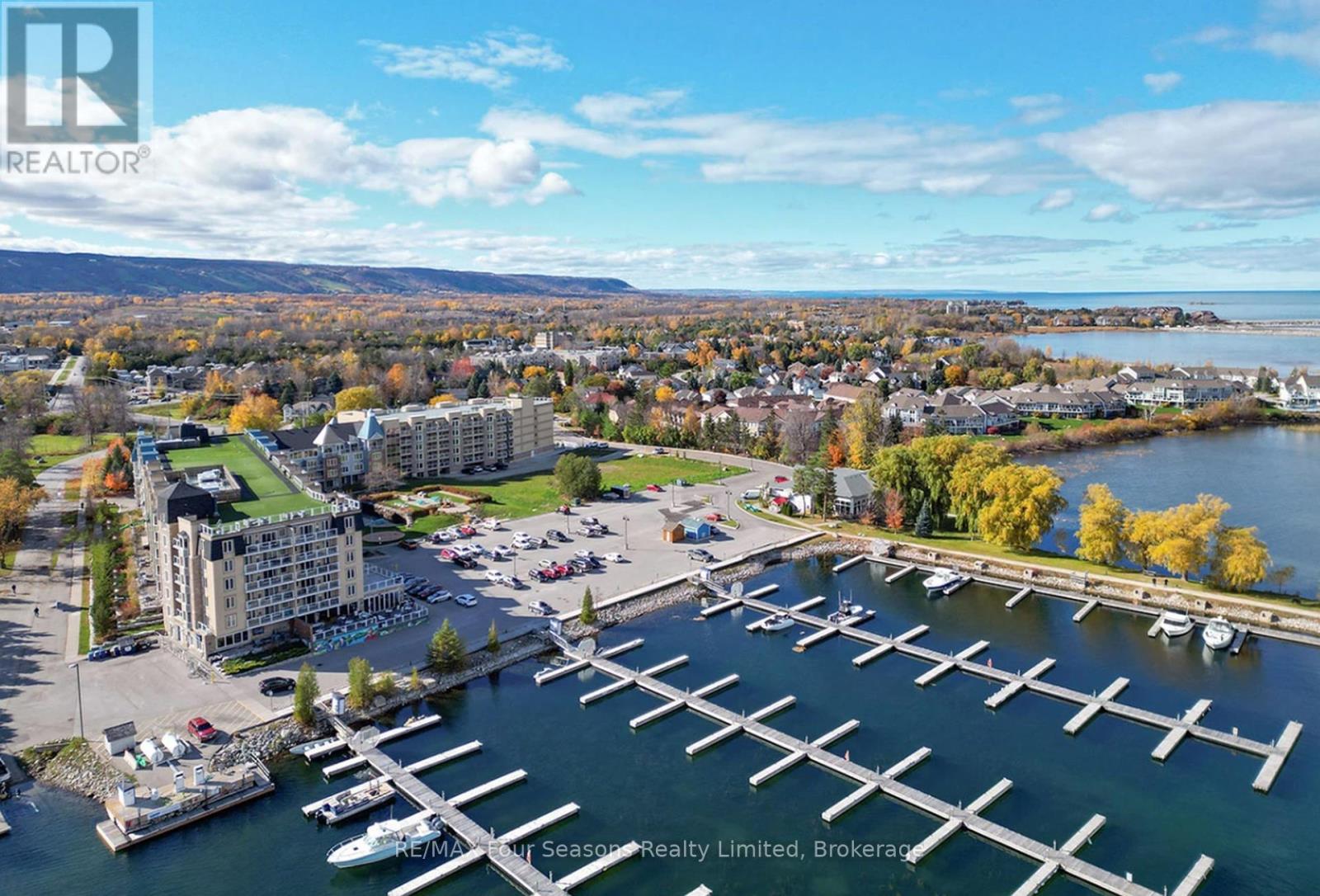 4407-4409 - 9 HARBOUR STREET, Collingwood, Ontario
