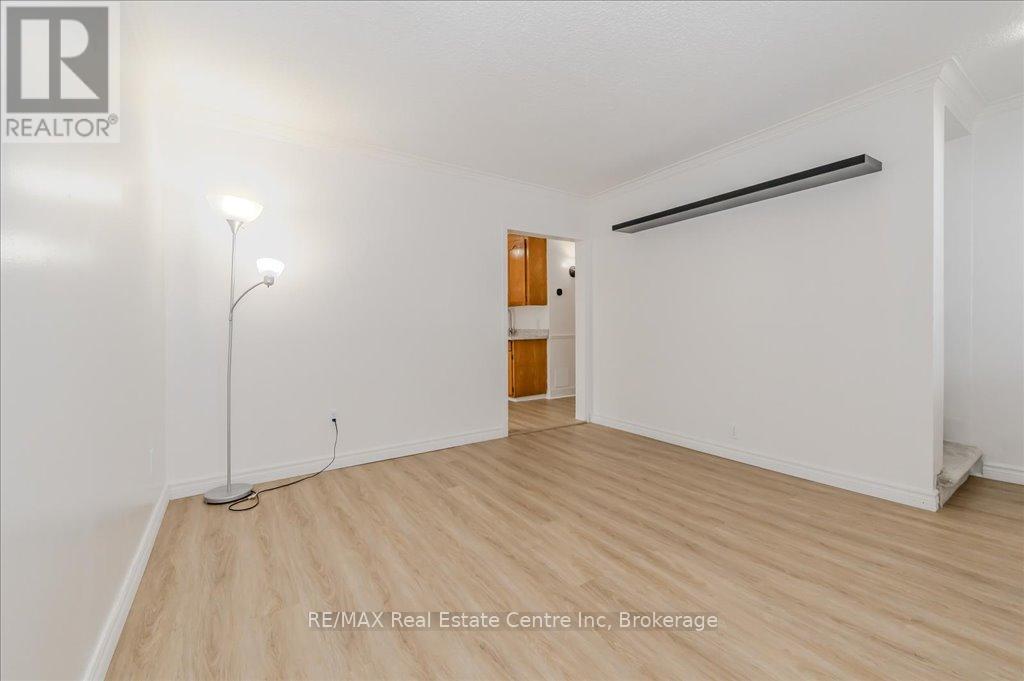 113 Norfolk Avenue, Cambridge, Ontario  N1R 3V1 - Photo 6 - X11994643