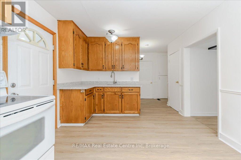 113 Norfolk Avenue, Cambridge, Ontario  N1R 3V1 - Photo 9 - X11994643