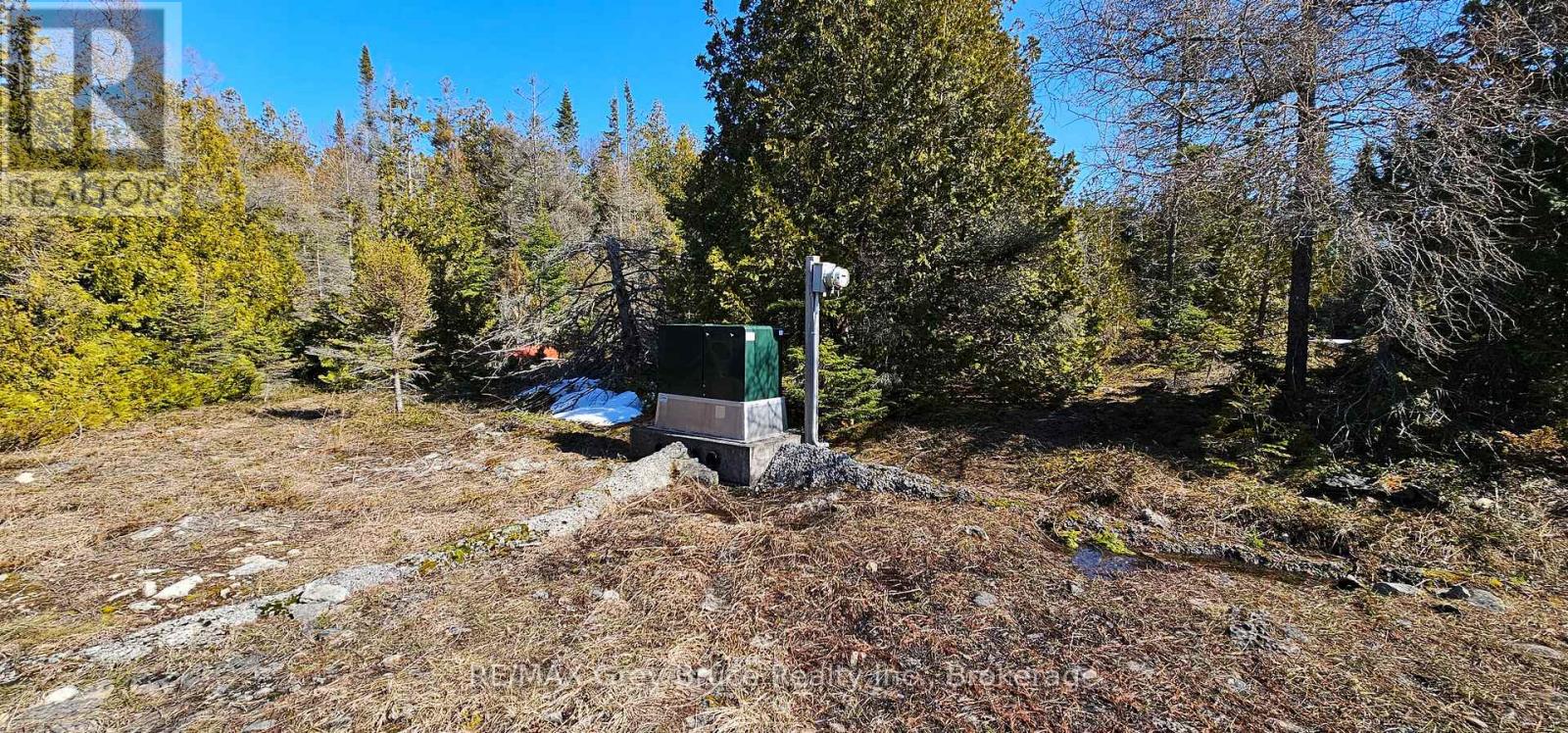 7 Bass Road, Northern Bruce Peninsula, Ontario  N0H 1Z0 - Photo 24 - X12059645