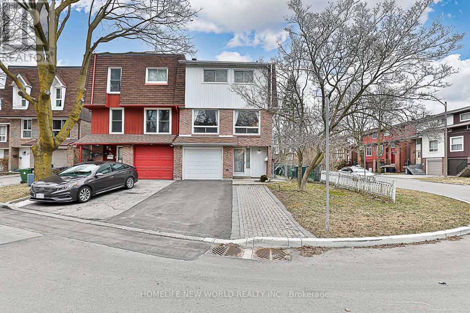 36 Snapdragon Drive, Toronto, Ontario  M2J 4X6 - Photo 1 - C12059514