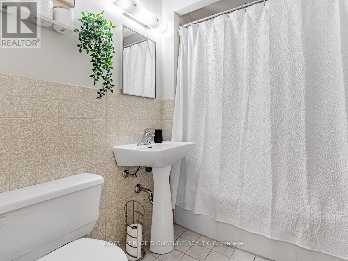 206 - 740 Eglinton Avenue W, Toronto, Ontario  M5N 1C4 - Photo 25 - C12059642