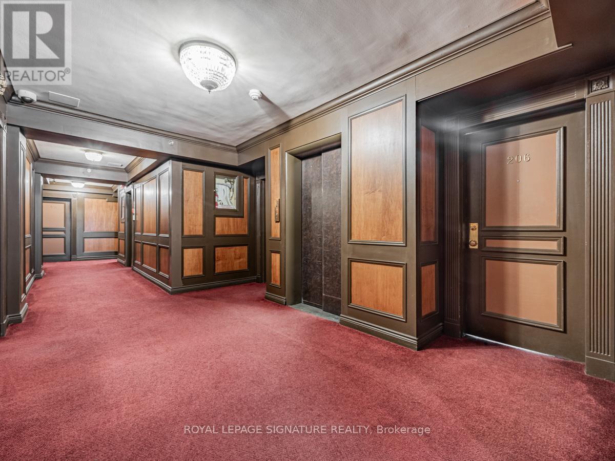 206 - 740 Eglinton Avenue W, Toronto, Ontario  M5N 1C4 - Photo 3 - C12059642