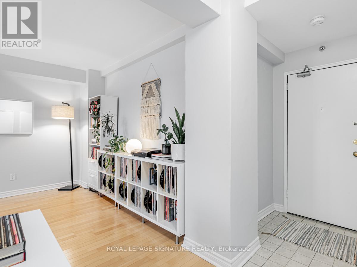 206 - 740 Eglinton Avenue W, Toronto, Ontario  M5N 1C4 - Photo 5 - C12059642