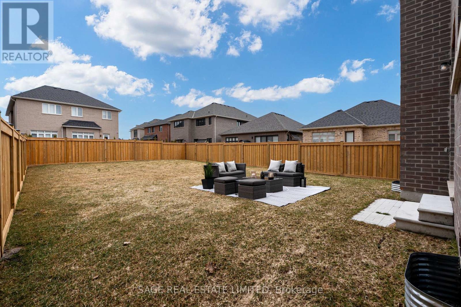 3 Joiner Circle, Whitchurch-Stouffville, Ontario  L4A 7X4 - Photo 38 - N12059626