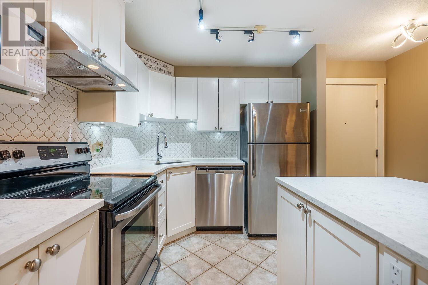 104 1432 Parkway Boulevard, Coquitlam, British Columbia  V3E 3L9 - Photo 6 - R2984882