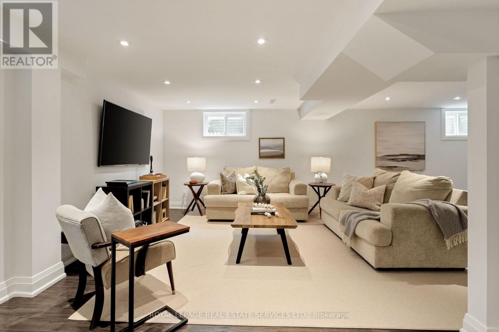 1045 Fair Birch Drive, Mississauga, Ontario  L5H 1M4 - Photo 42 - W12059529