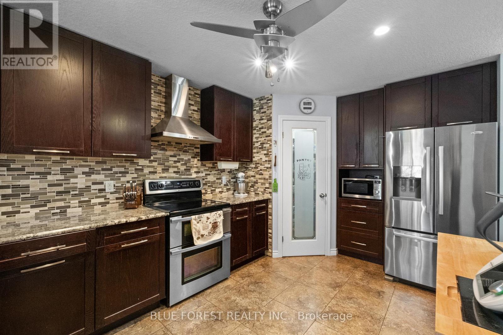 2982 Devon Road, London, Ontario  N6E 0A4 - Photo 11 - X12059769