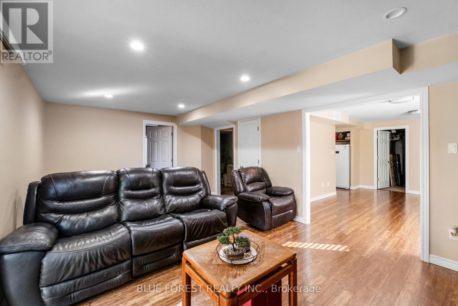 2982 Devon Road, London, Ontario  N6E 0A4 - Photo 31 - X12059769
