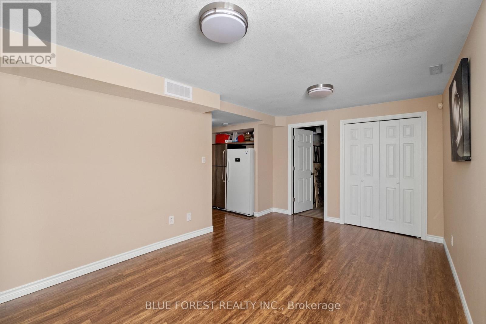 2982 Devon Road, London, Ontario  N6E 0A4 - Photo 32 - X12059769