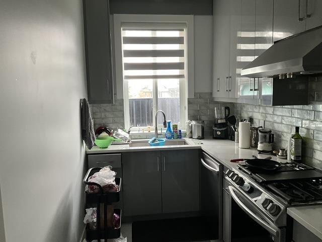 13698 113 Avenue, Surrey, British Columbia  V3R 2J1 - Photo 7 - R2973849
