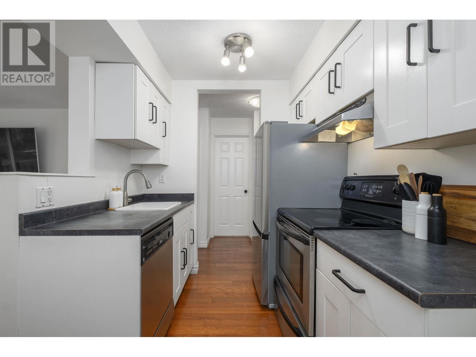111 175 E 4th Street, North Vancouver, British Columbia  V7L 1H8 - Photo 6 - R2985676