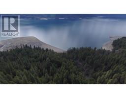 Lot 128 Broadwater Road, castlegar, British Columbia
