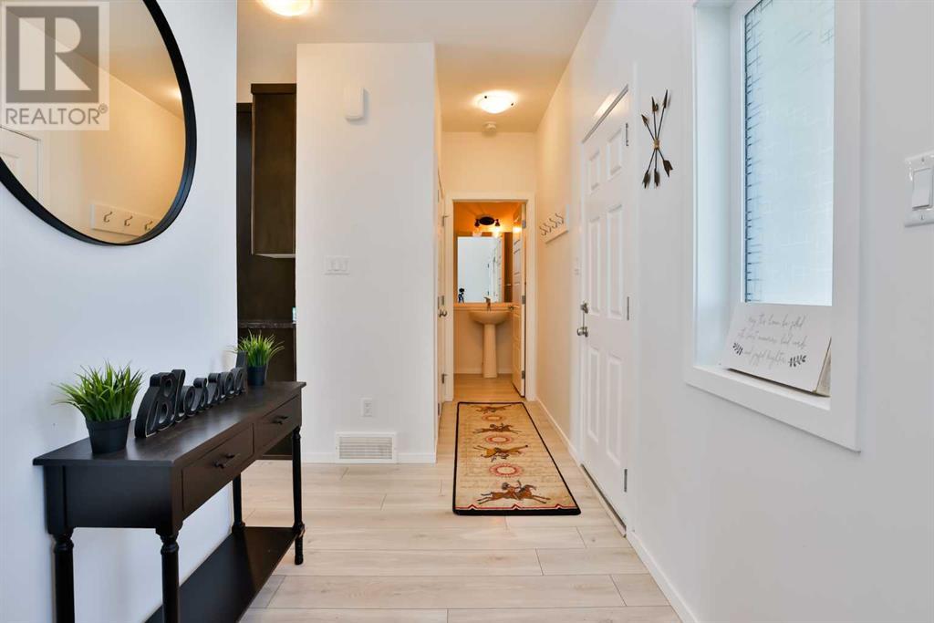 Property at 1374 Pacific Circle W image 3