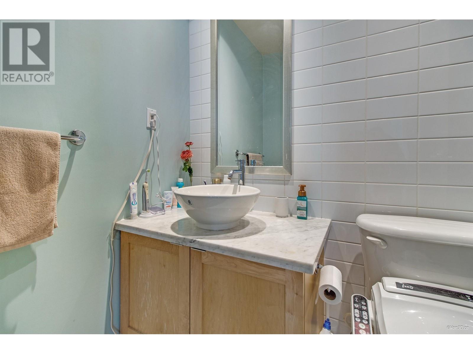 2001 6823 Station Hill Drive, Burnaby, British Columbia  V3N 0A9 - Photo 14 - R2958798