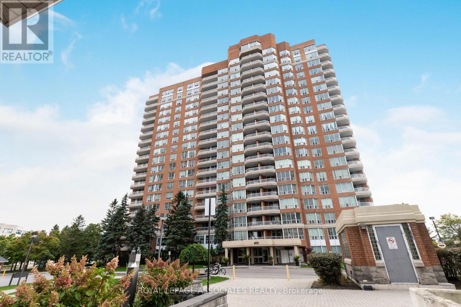 Property at 1009 - 400 MCLEVIN AVENUE image 1
