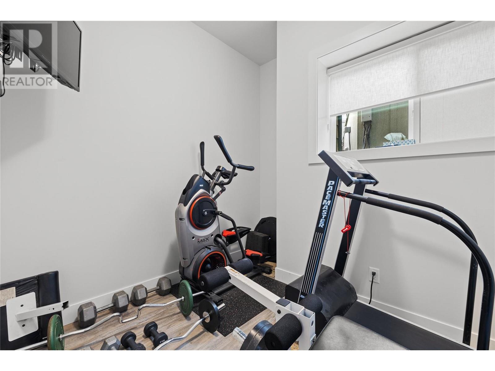 876 Boynton Place, Kelowna, British Columbia  V1V 2Y1 - Photo 38 - 10341523
