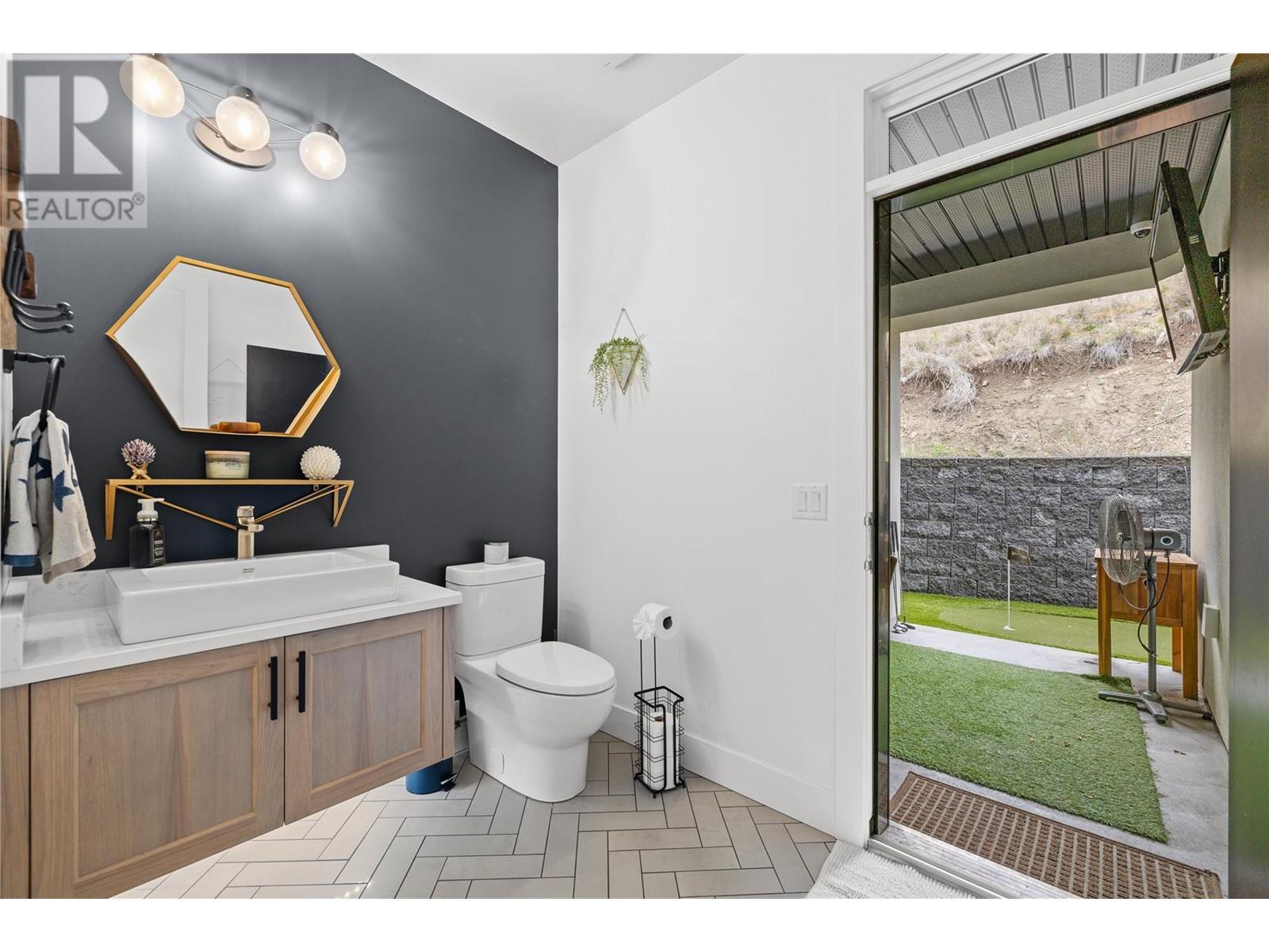 876 Boynton Place, Kelowna, British Columbia  V1V 2Y1 - Photo 35 - 10341523