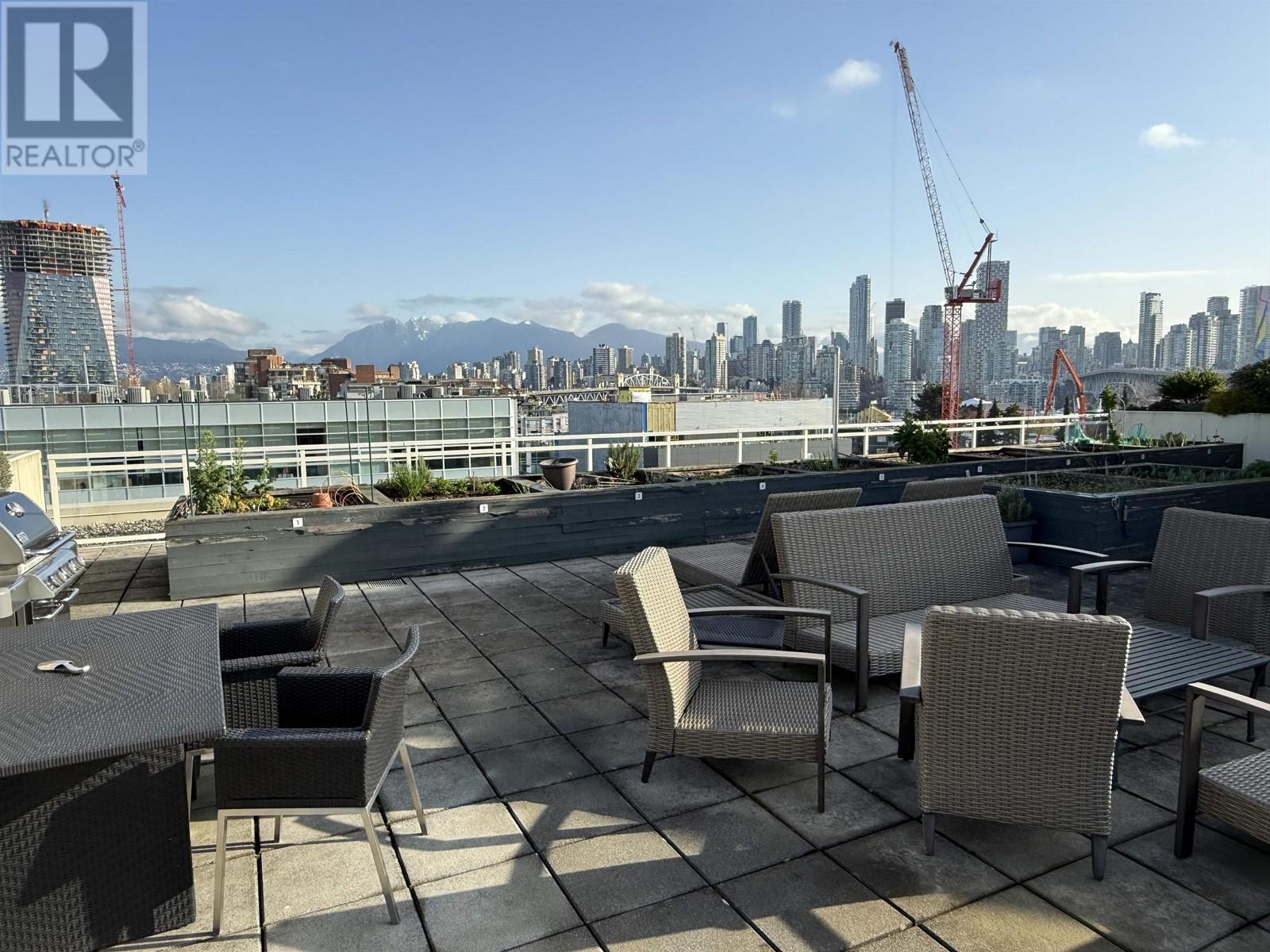 209 1635 W 3rd Avenue, Vancouver, British Columbia  V6J 0B6 - Photo 14 - R2984909