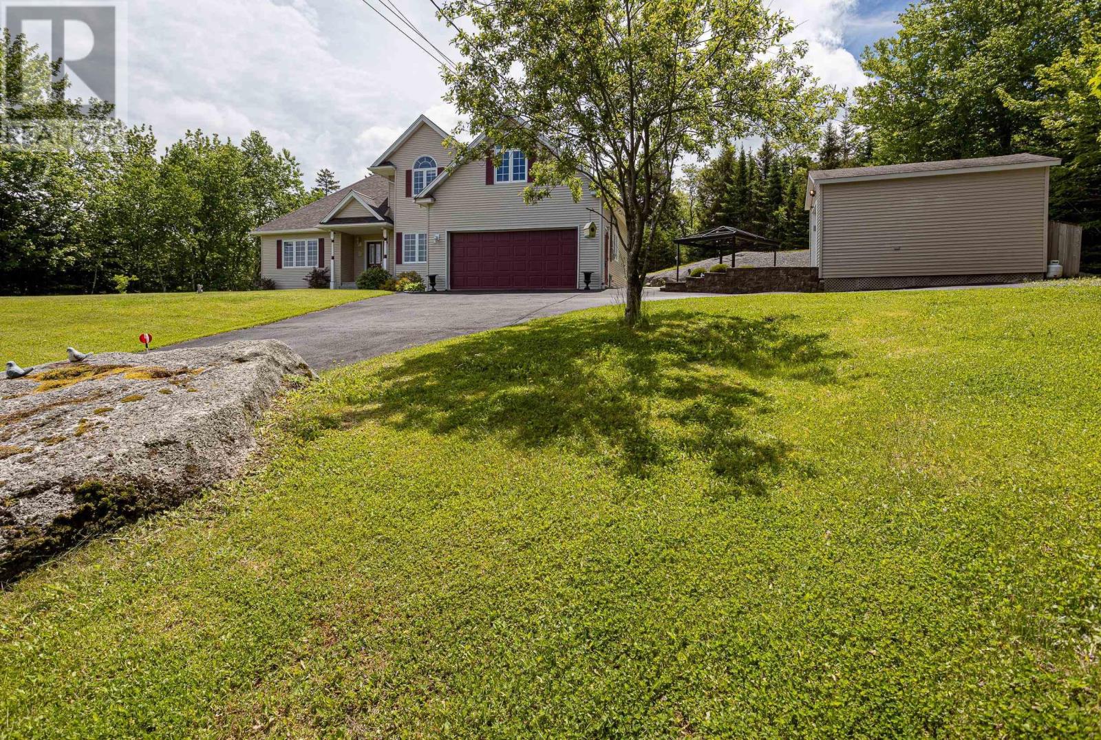 Property at 51 Parklyn Court image 3