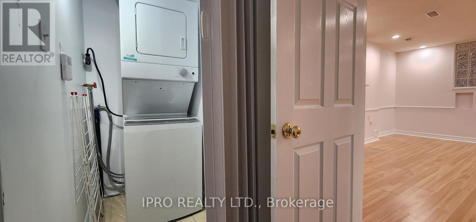 Bsmt - 4346 Spinningdale Court, Mississauga (East Credit), Ontario  L5M 3J8 - Photo 8 - W12059357
