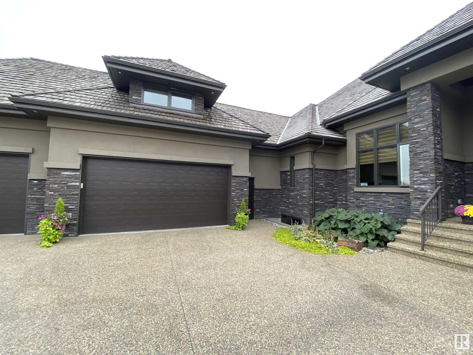 Property at 3719 CAMERON HEIGHTS PL NW image 3