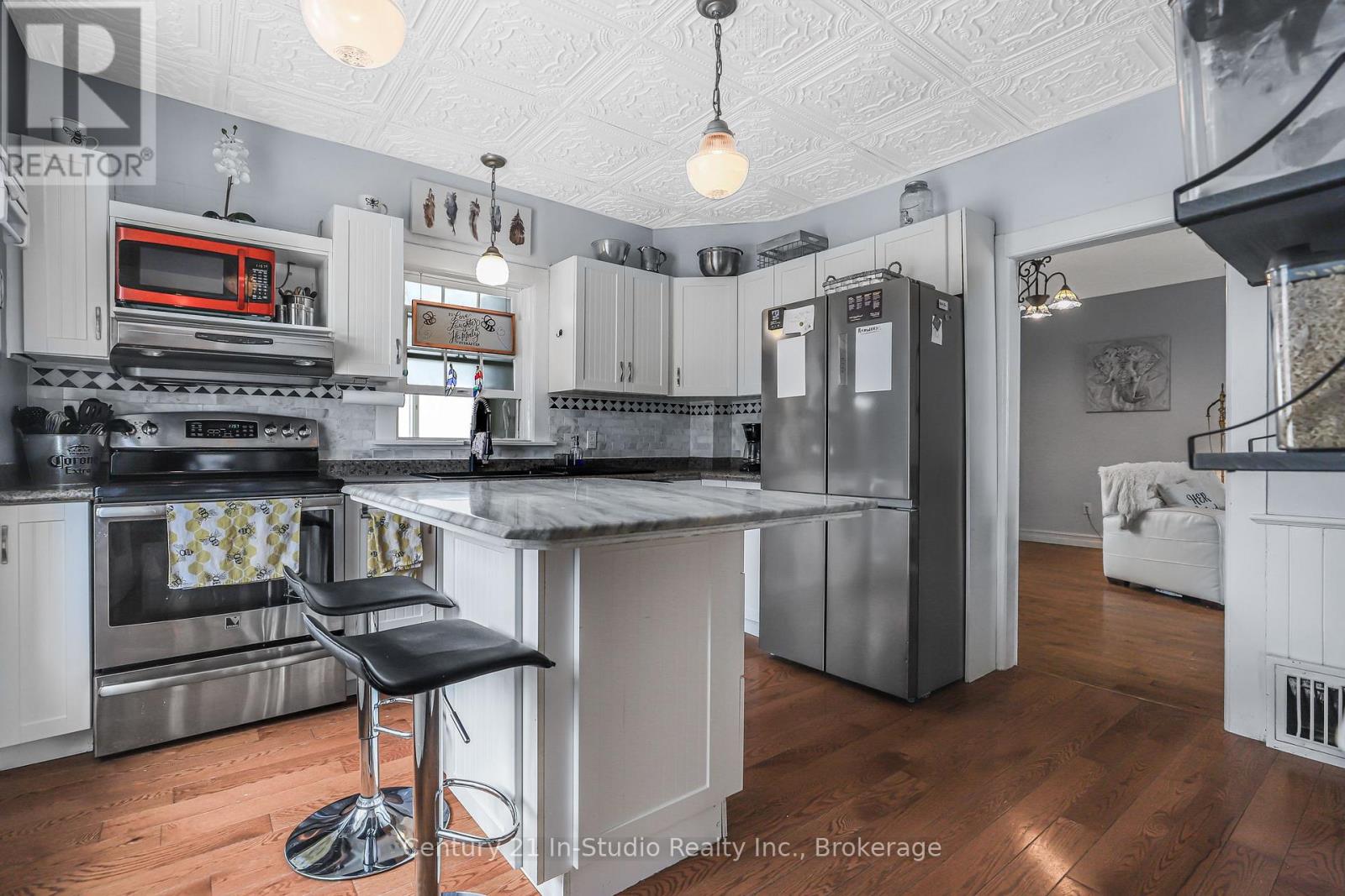 Property at 356 THIRD STREET image 3