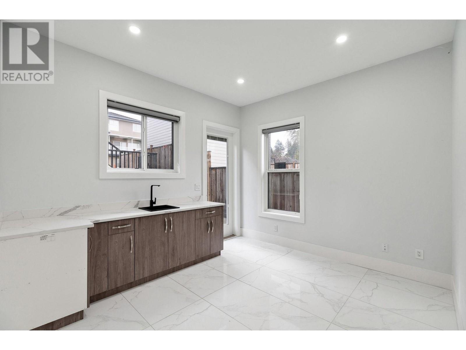1137 Dansey Avenue, Coquitlam, British Columbia  V3K 3H5 - Photo 21 - R2985671