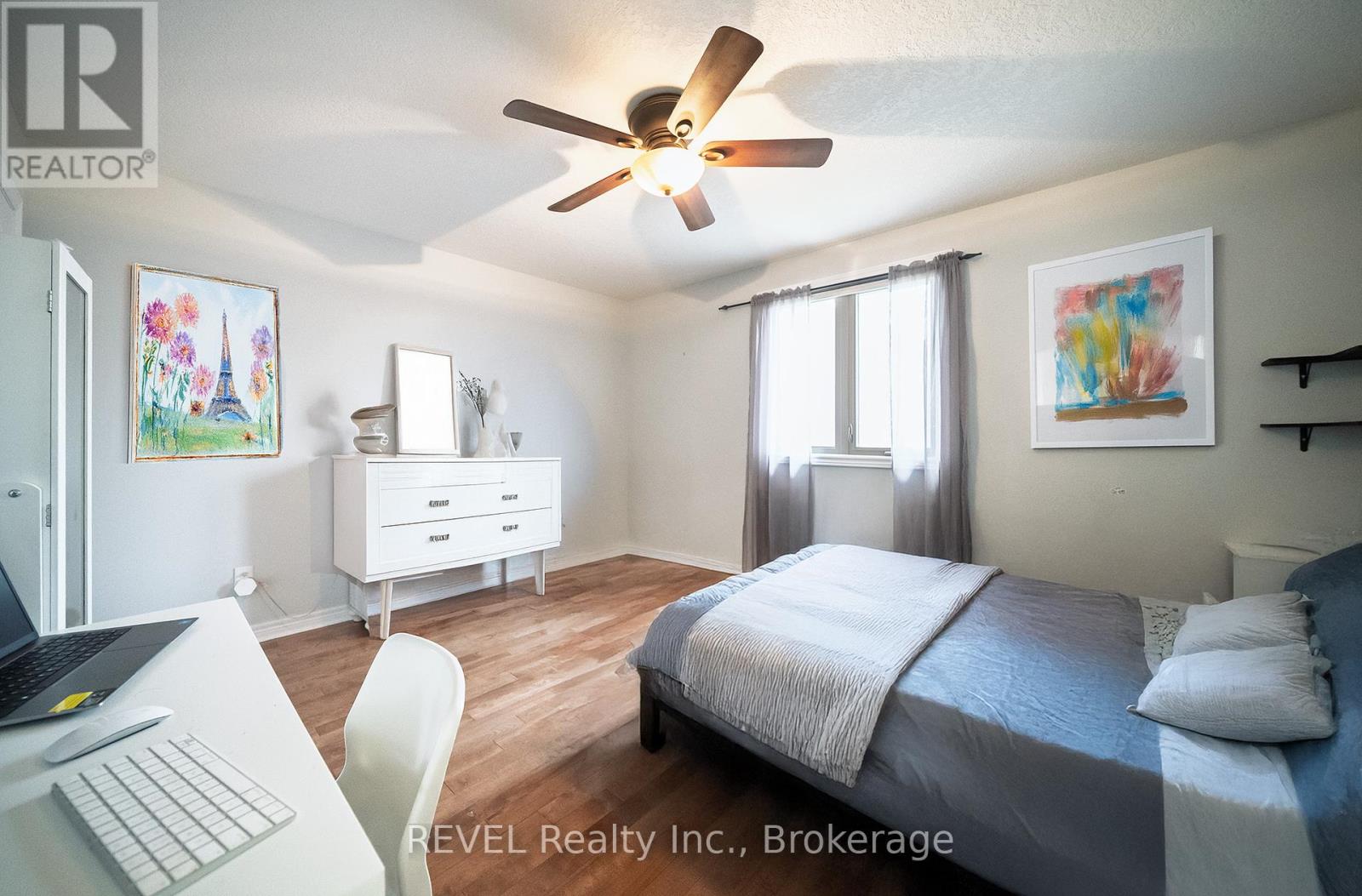 3 - 560 Grey Street, Brantford, Ontario  N3S 0C4 - Photo 17 - X12059813