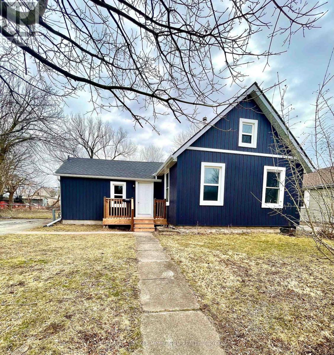 Property at 98 LAVINIA STREET image 2