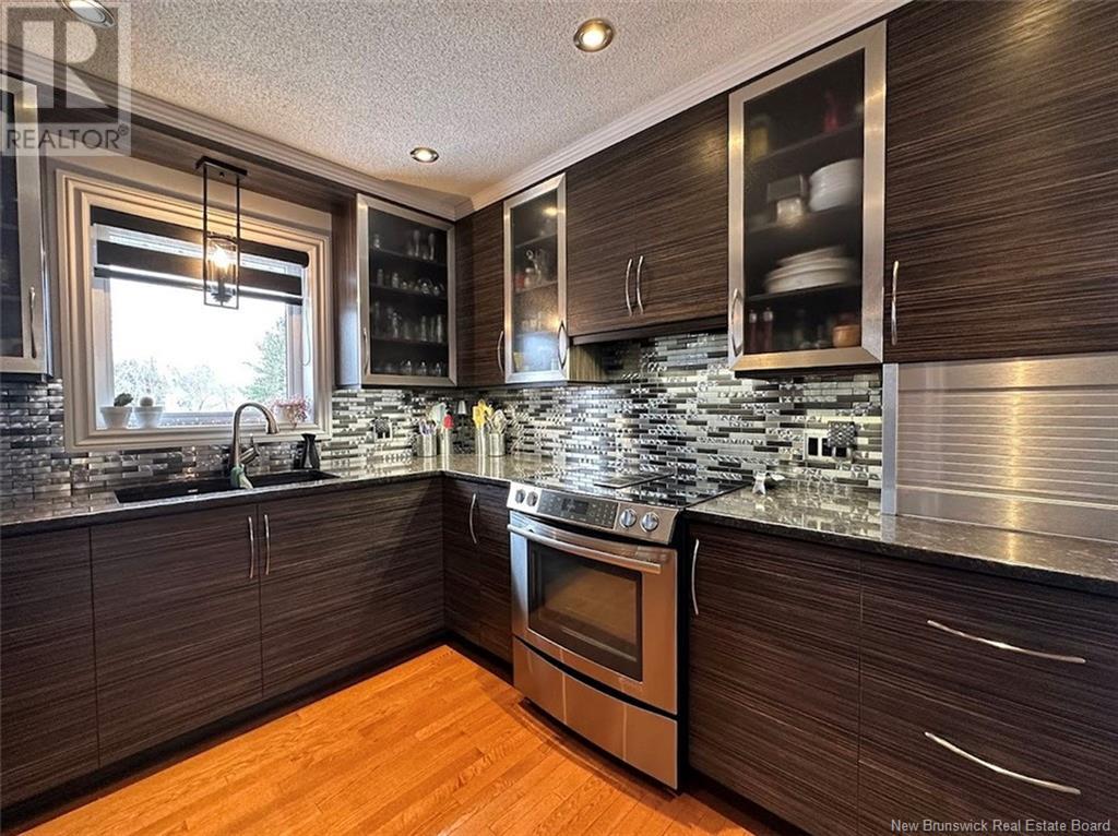 11 Léopold-Couturier Avenue, Saint-Jacques, New Brunswick  E7B 1E3 - Photo 6 - NB115127