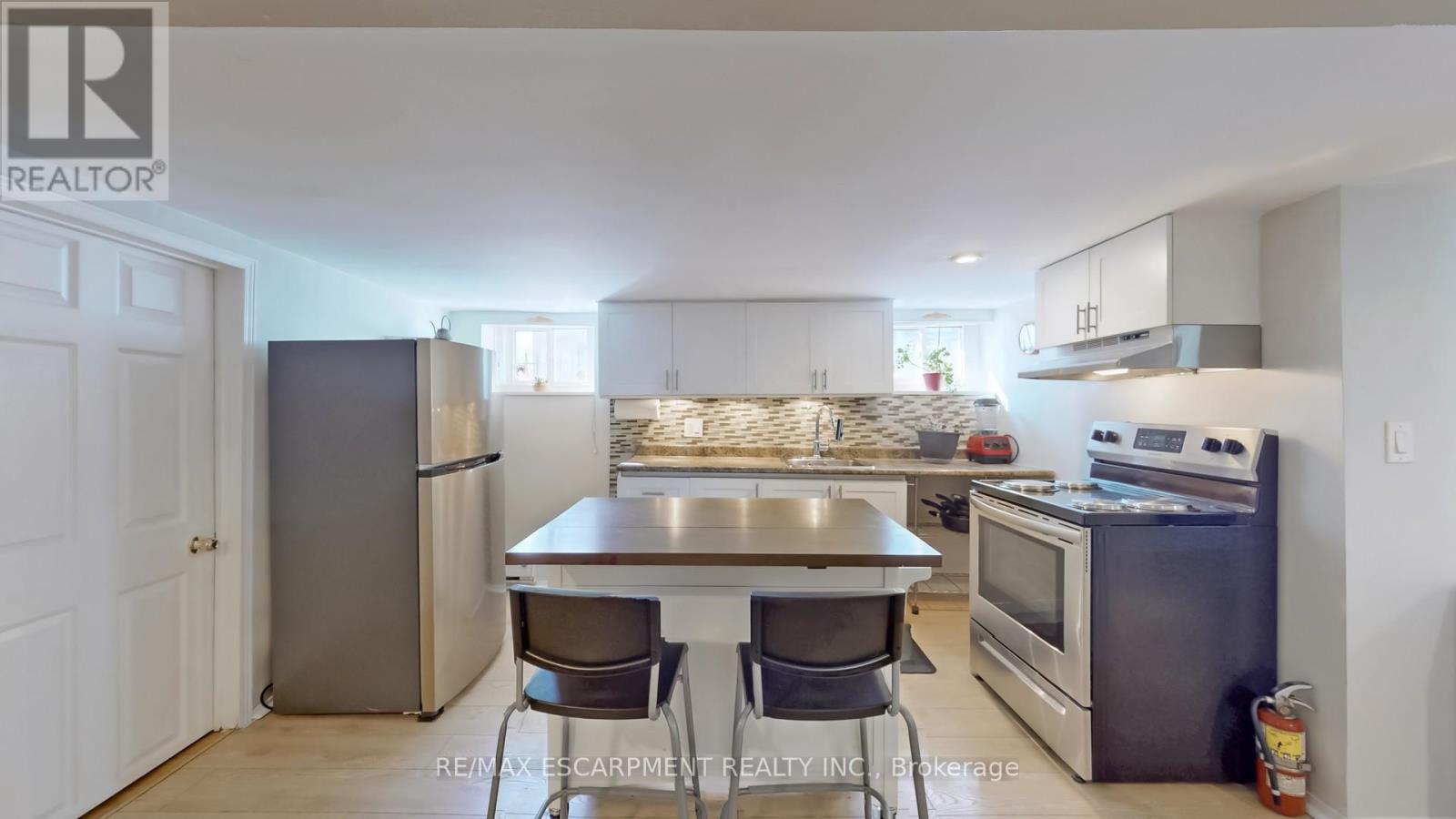 527 Victoria Park Avenue, Toronto (Oakridge), Ontario  M4C 5H2 - Photo 29 - E12059792