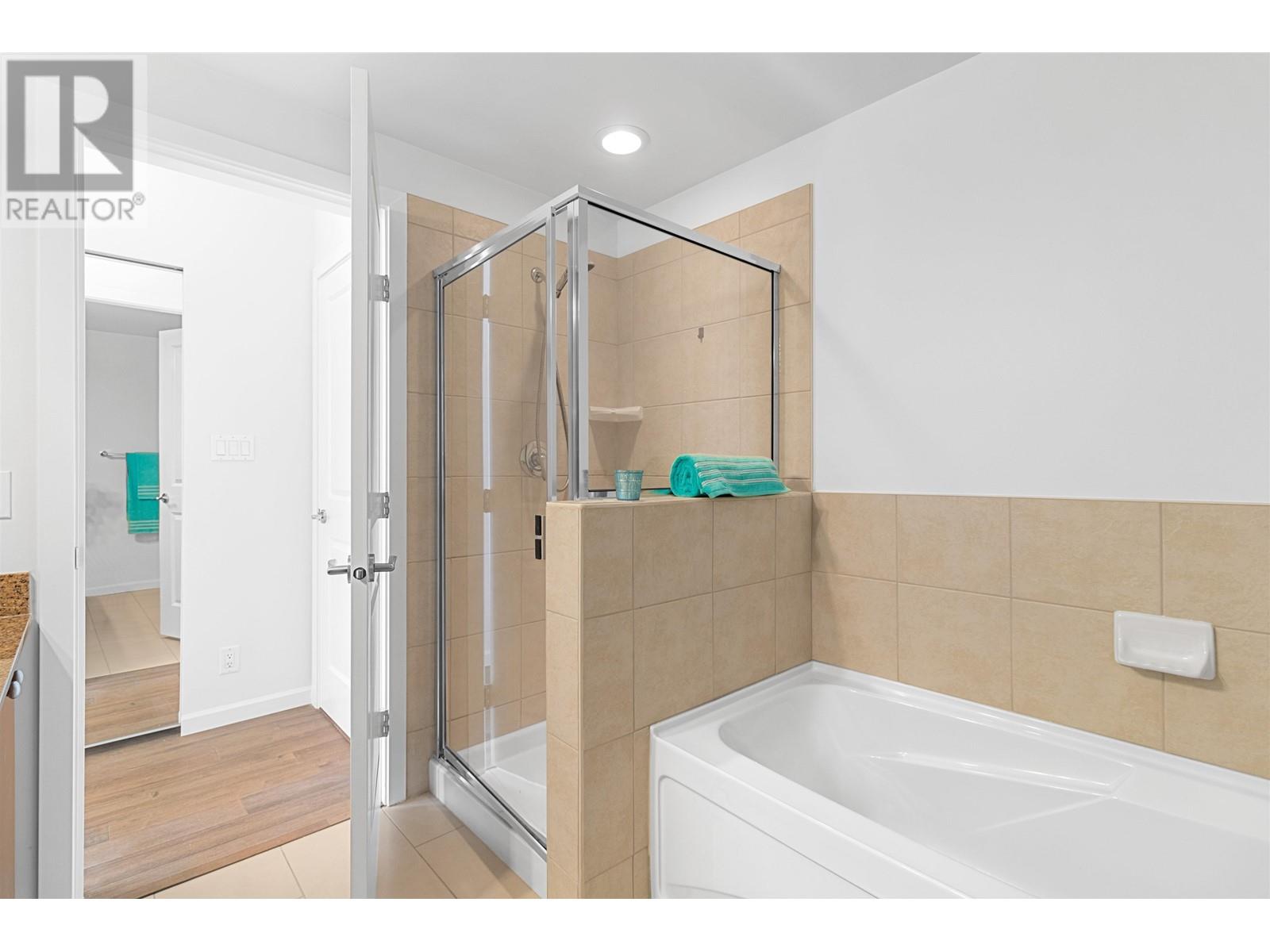 1102 15 E Royal Avenue, New Westminster, British Columbia  V3L 0A9 - Photo 15 - R2984384