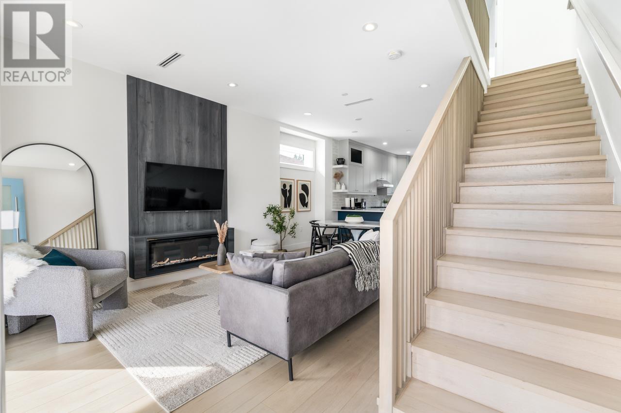 2889 E 19th Avenue, Vancouver, British Columbia  V5M 2S6 - Photo 15 - R2985173