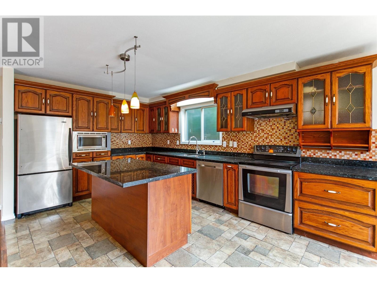 4586 W 8th Avenue, Vancouver, British Columbia  V6R 2A5 - Photo 6 - R2985185