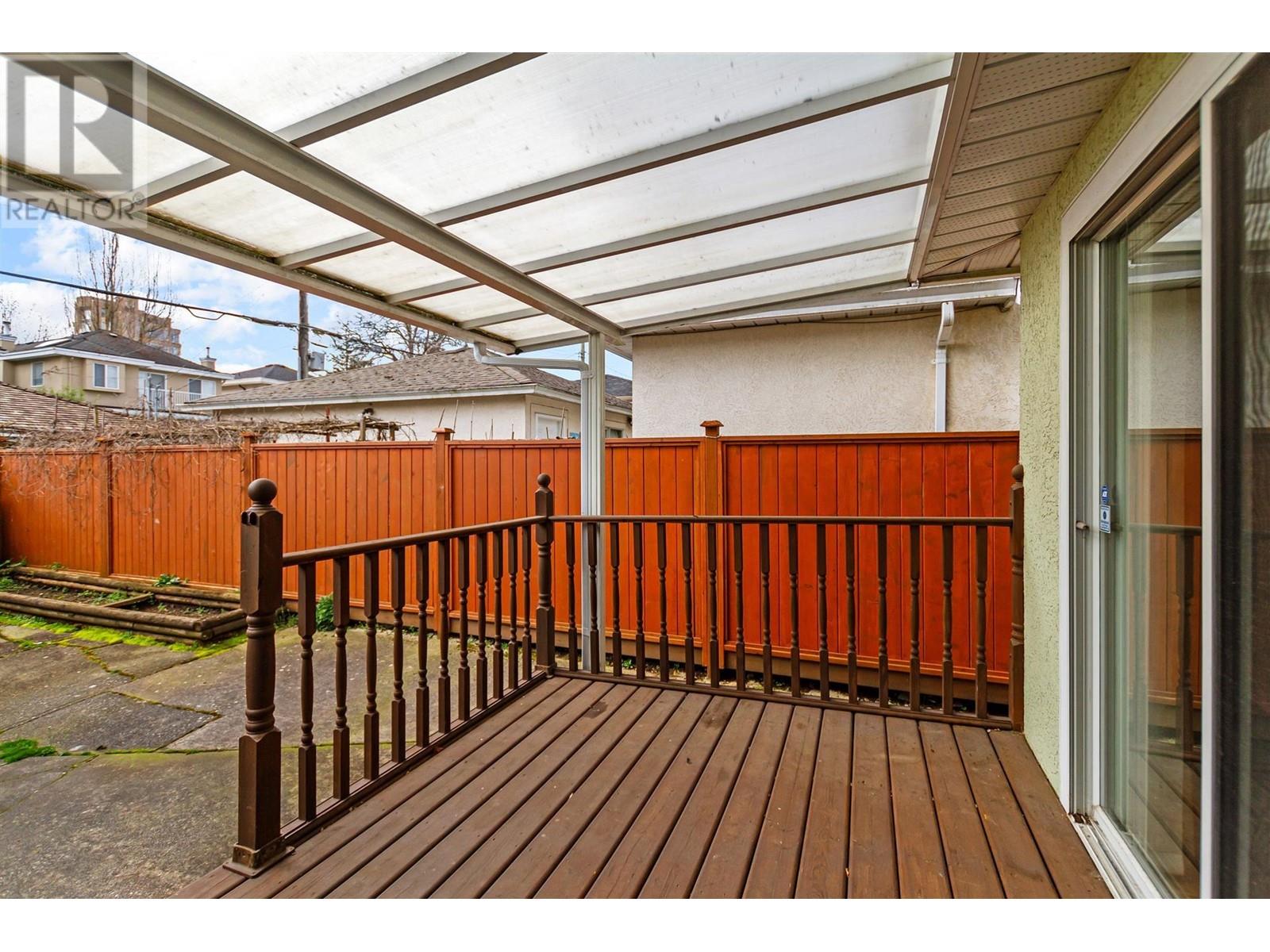 4586 W 8th Avenue, Vancouver, British Columbia  V6R 2A5 - Photo 13 - R2985185
