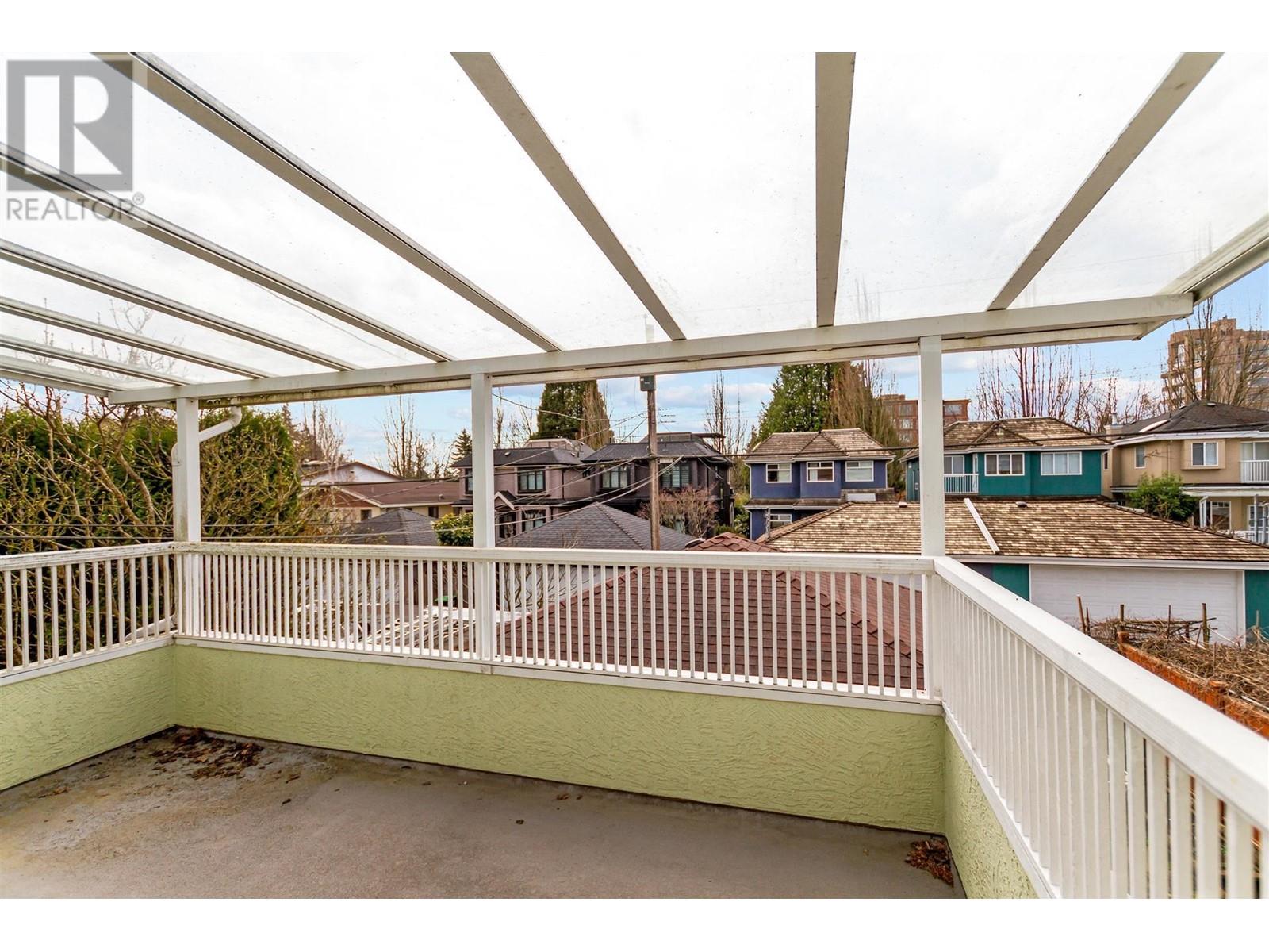 4586 W 8th Avenue, Vancouver, British Columbia  V6R 2A5 - Photo 12 - R2985185