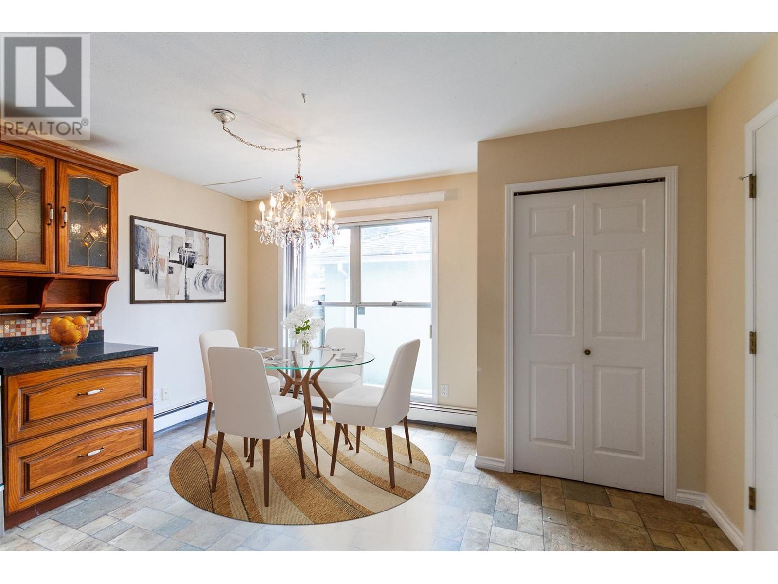 4586 W 8th Avenue, Vancouver, British Columbia  V6R 2A5 - Photo 7 - R2985185