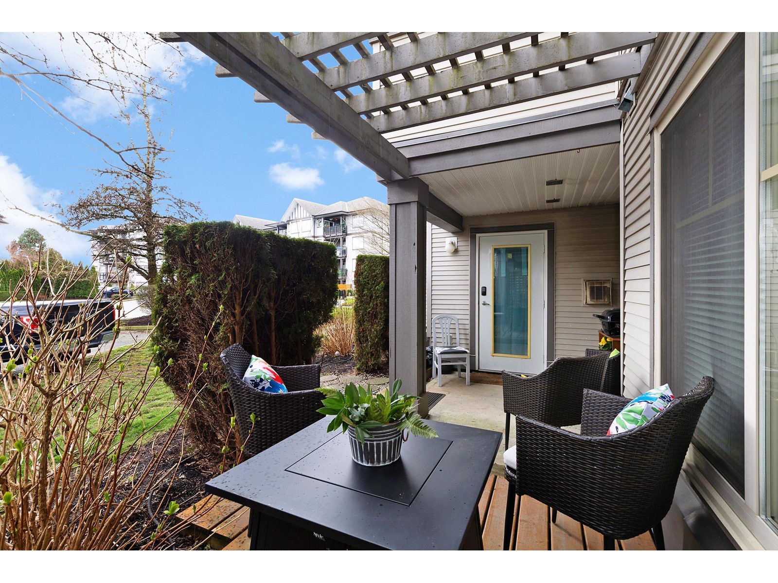 136 27358 32 Avenue, Langley, British Columbia  V4W 3M5 - Photo 3 - R2979520