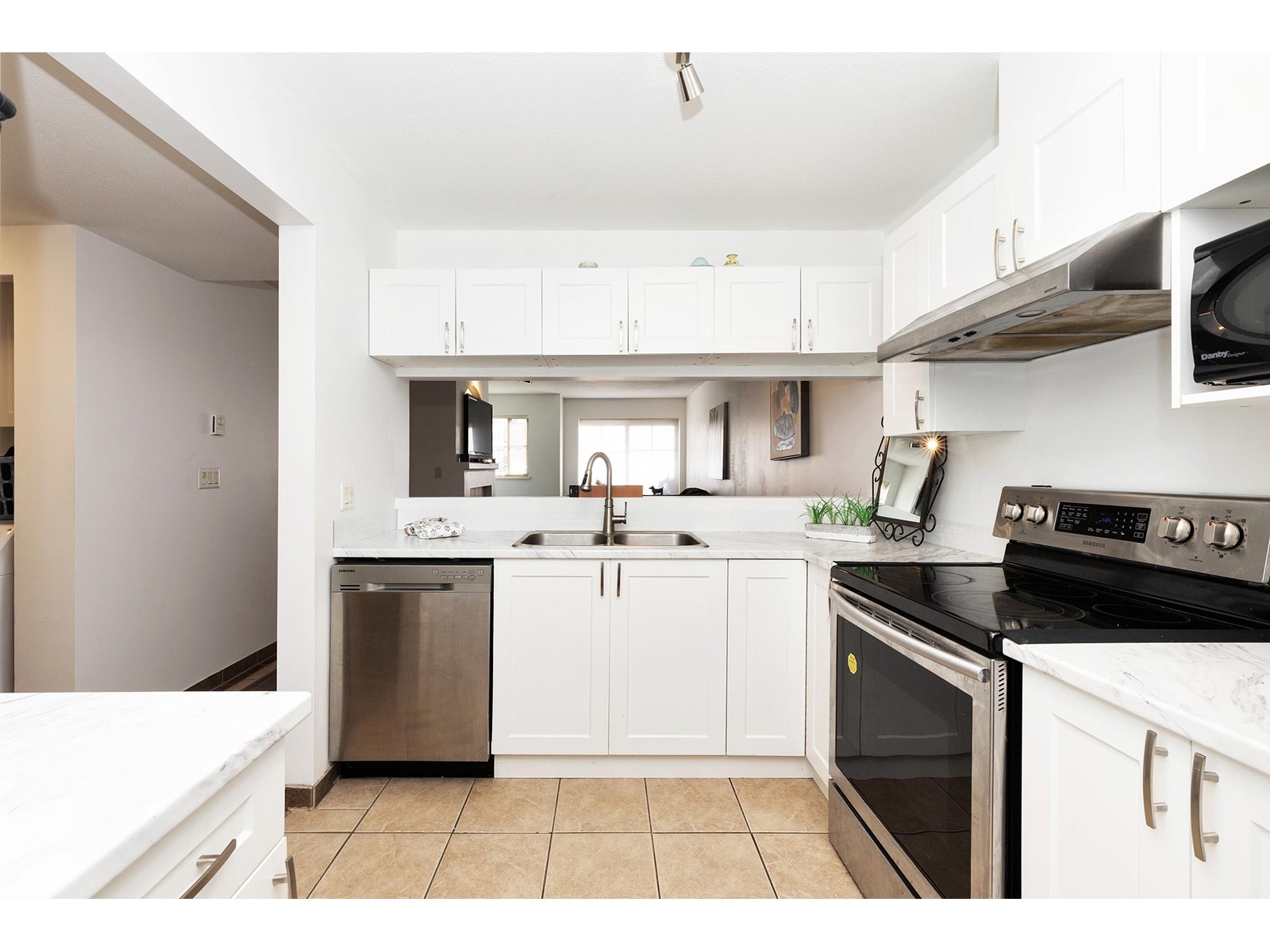 136 27358 32 Avenue, Langley, British Columbia  V4W 3M5 - Photo 11 - R2979520