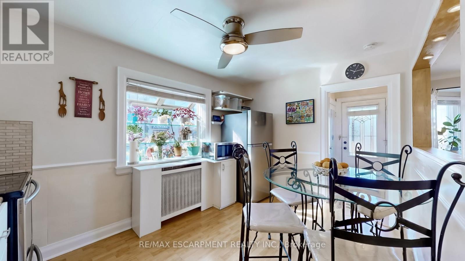527 Victoria Park Avenue, Toronto (Oakridge), Ontario  M4C 5H2 - Photo 10 - E12059792