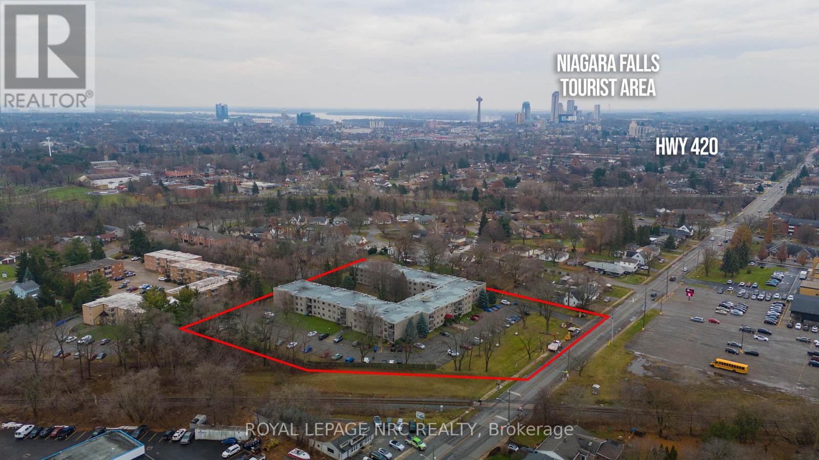 230 - 4658 Drummond Road, Niagara Falls, Ontario  L2E 7E1 - Photo 19 - X12058952