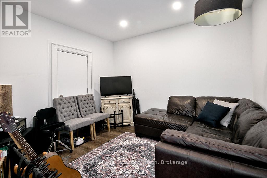 1 - 32 St Paul Street, Collingwood, Ontario  L9Y 3N9 - Photo 8 - S12059979