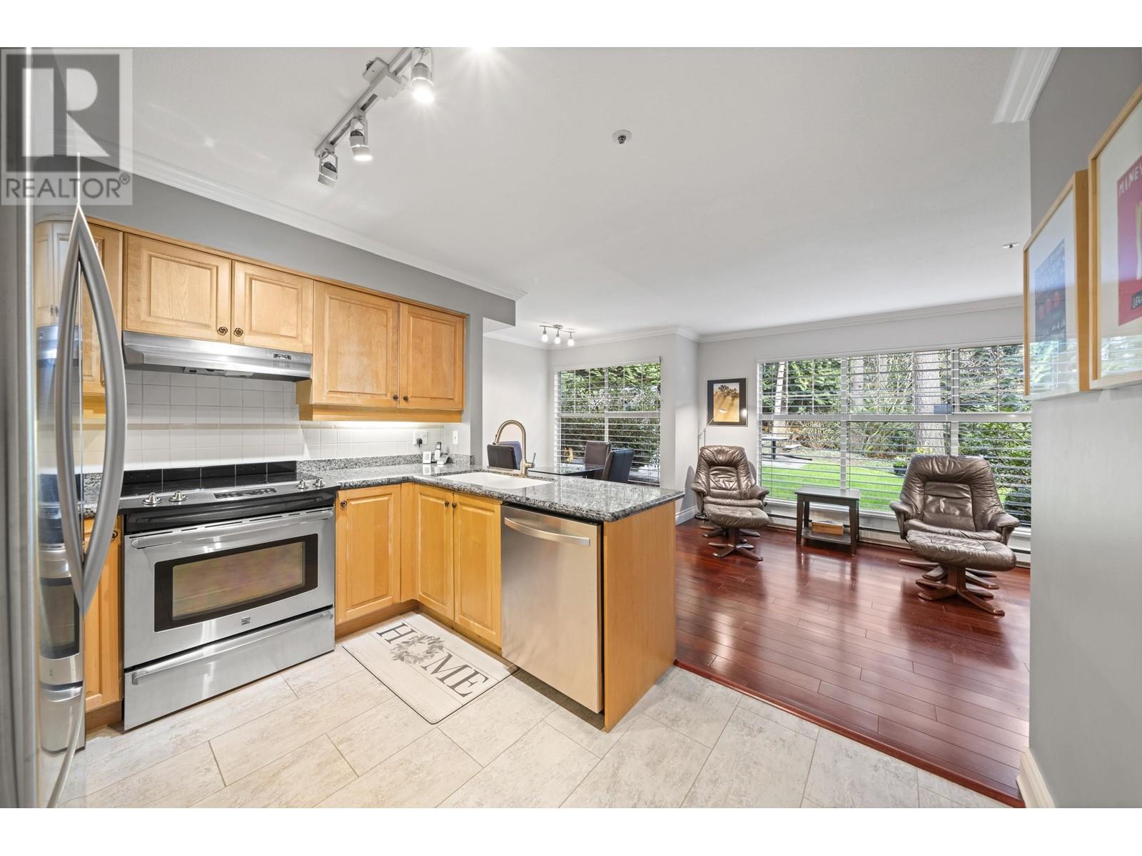103 180 Ravine Drive, Port Moody, British Columbia  V3H 4Z3 - Photo 2 - R2985719