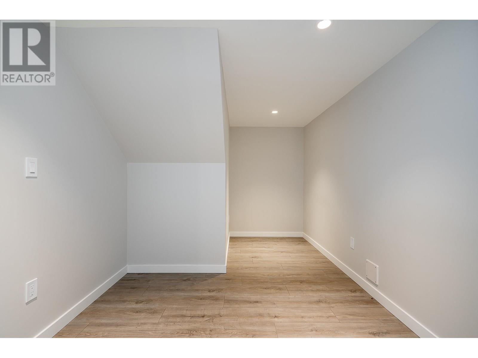 143 1330 Wellon Street, Coquitlam, British Columbia  V3E 0V2 - Photo 27 - R2985729