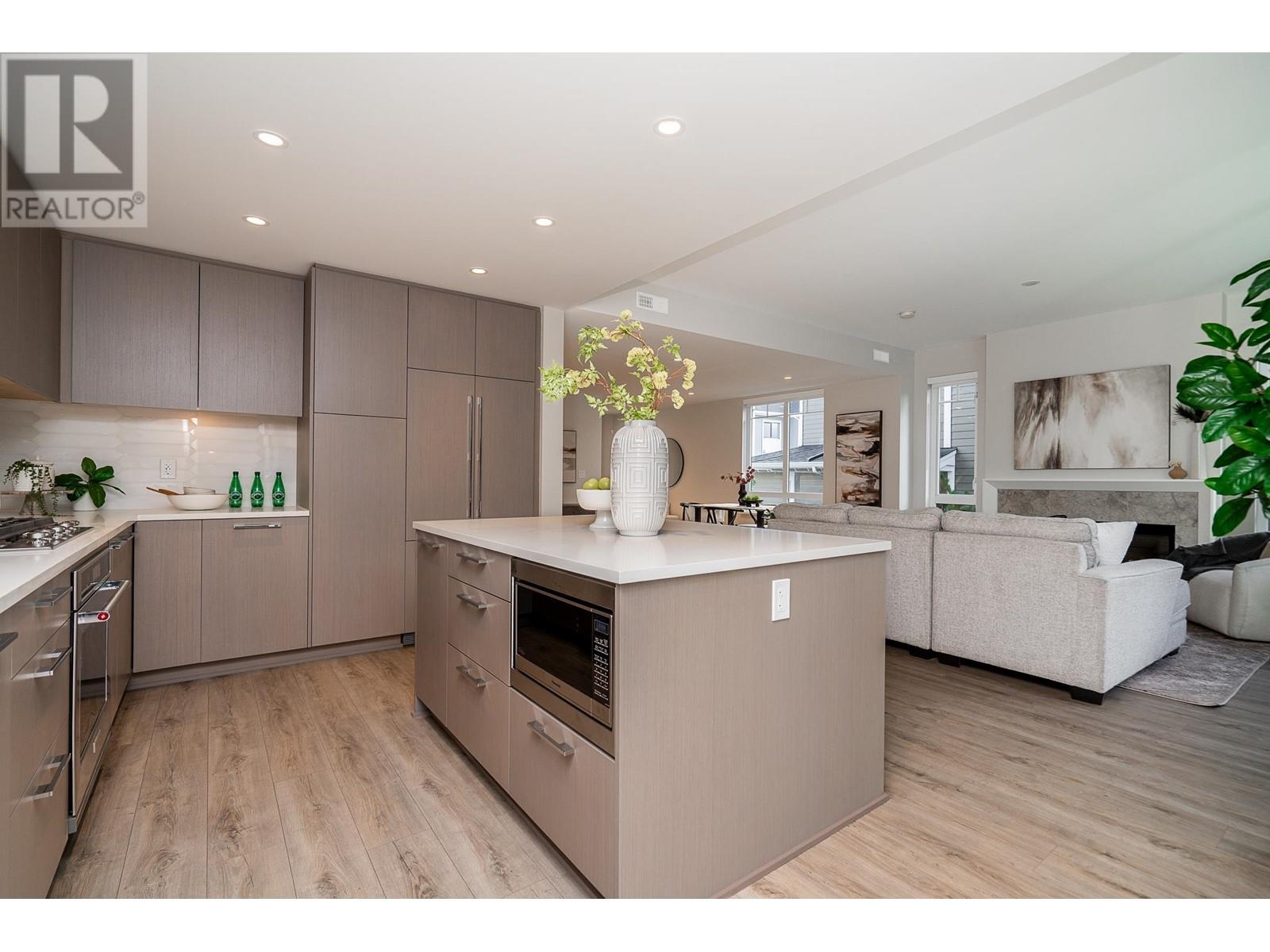 143 1330 Wellon Street, Coquitlam, British Columbia  V3E 0V2 - Photo 8 - R2985729