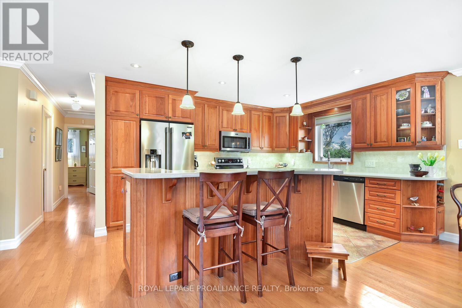 403 Yole Crescent, Elizabethtown-Kitley, Ontario  K6V 7C1 - Photo 11 - X12059962